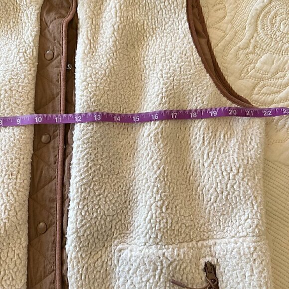 Faux fur warm fully lined women's vest XXL side pockets buttons beige brown - Picture 8 of 9